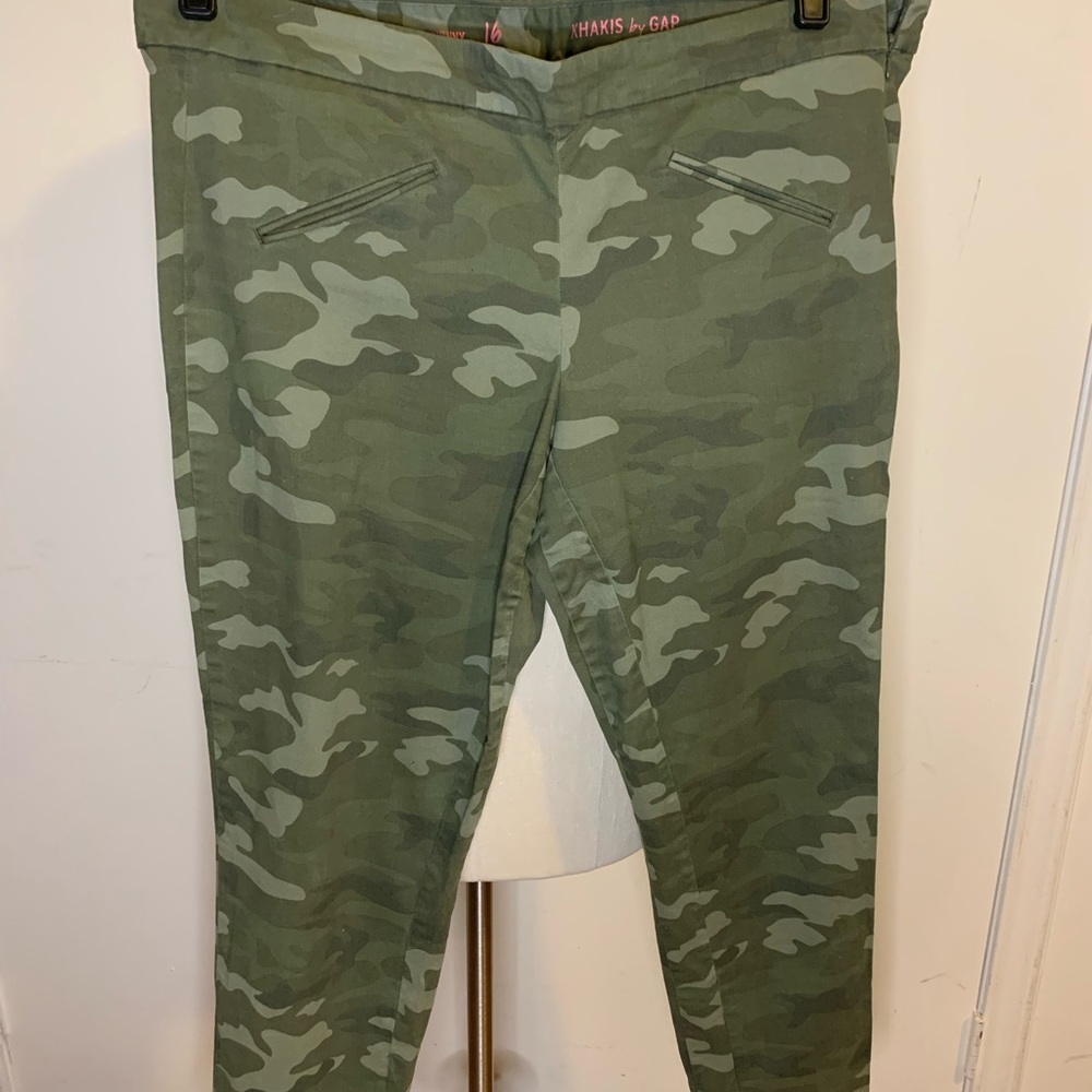 Gap Camouflage Skinny Straight
